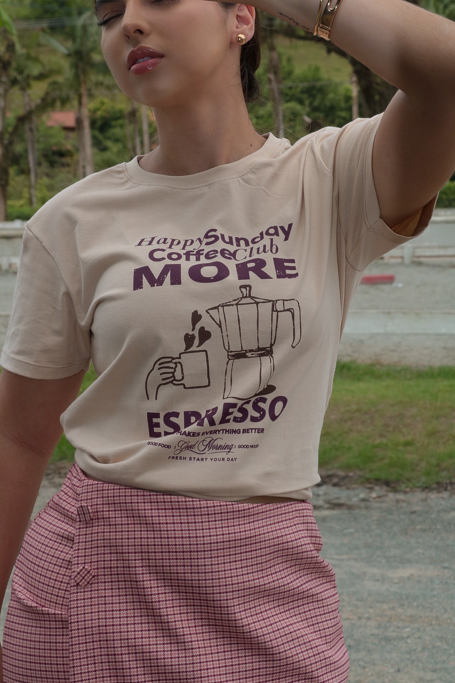REF:686 T-SHIRT DAFNE CAPPUCCINO 100% ALGODÃO M/M