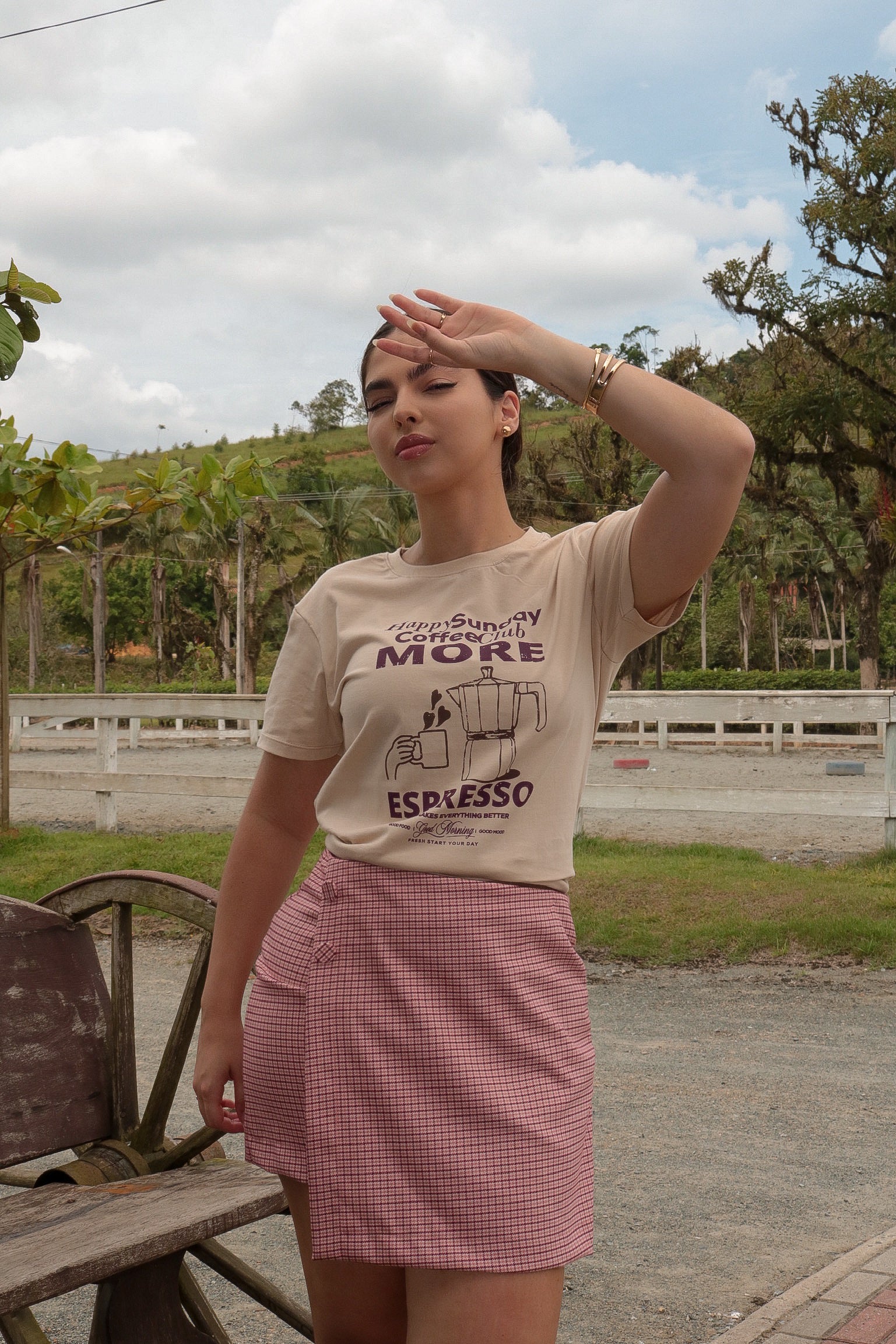 REF:686 T-SHIRT DAFNE CAPPUCCINO 100% ALGODÃO M/M